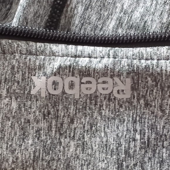 Reebok Women’s Zipper Front Long Sleeve Track/WarmUp Jacket, Small - Picture 2 of 9